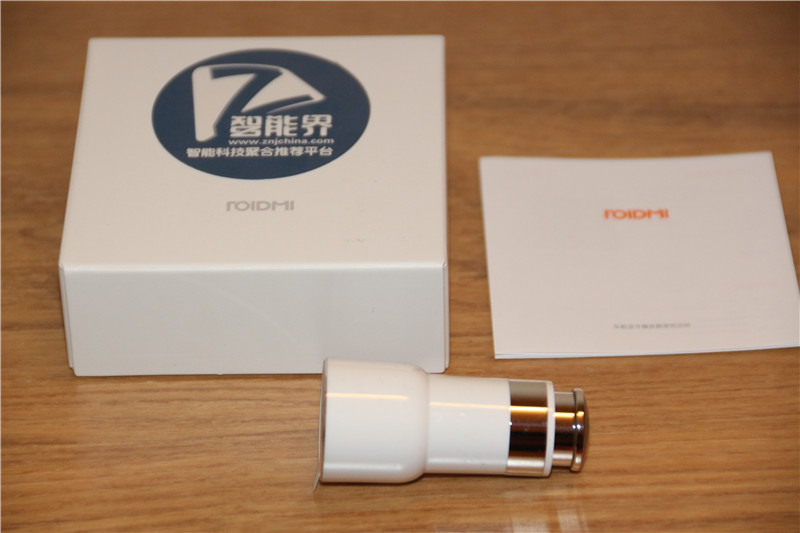 小身材、大作用，智能互聯(lián)、雙路充電---睿米車載藍(lán)牙播放器