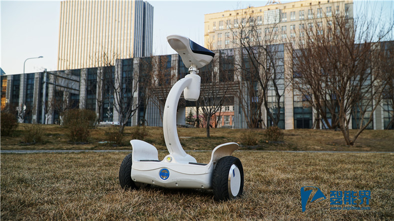 這樣玩具你喜歡嗎？愛(ài)爾威（Airwheel）S8Mini評(píng)測(cè)