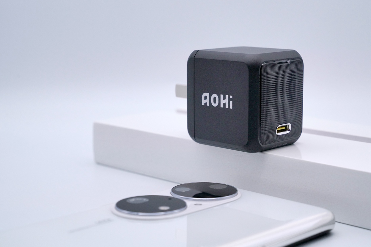65W充電小鋼炮！Aohi Magcube 65W PD快充頭體驗