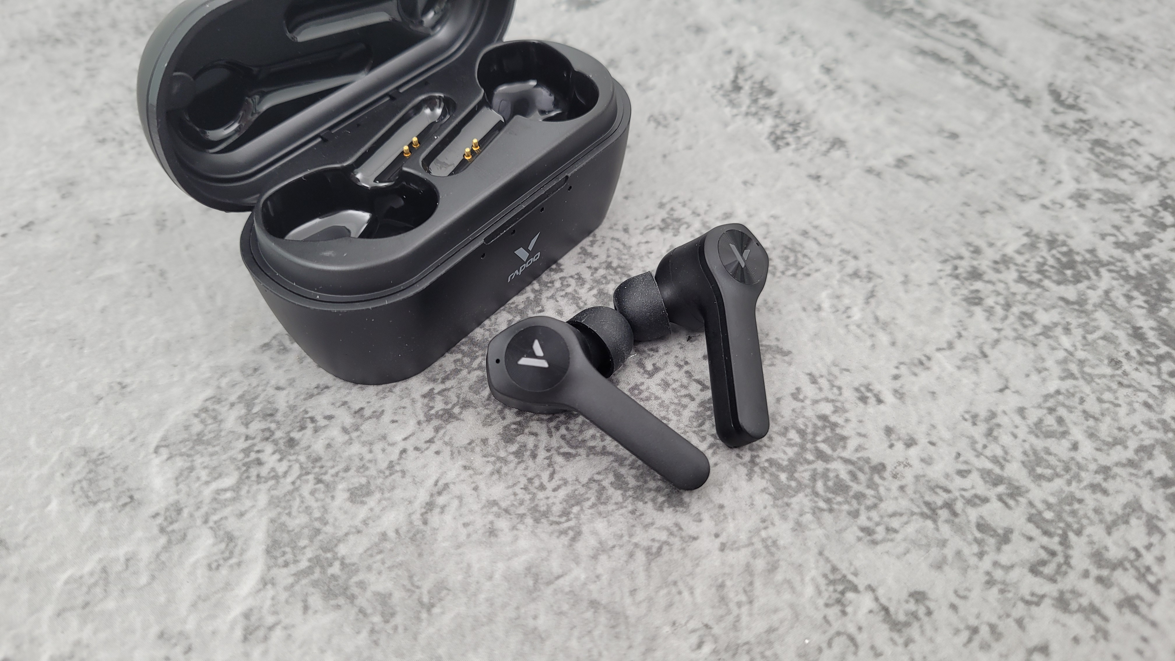 有顏有料！最佳游戲助力，雷柏VM700S藍牙TWS背光游戲耳機
