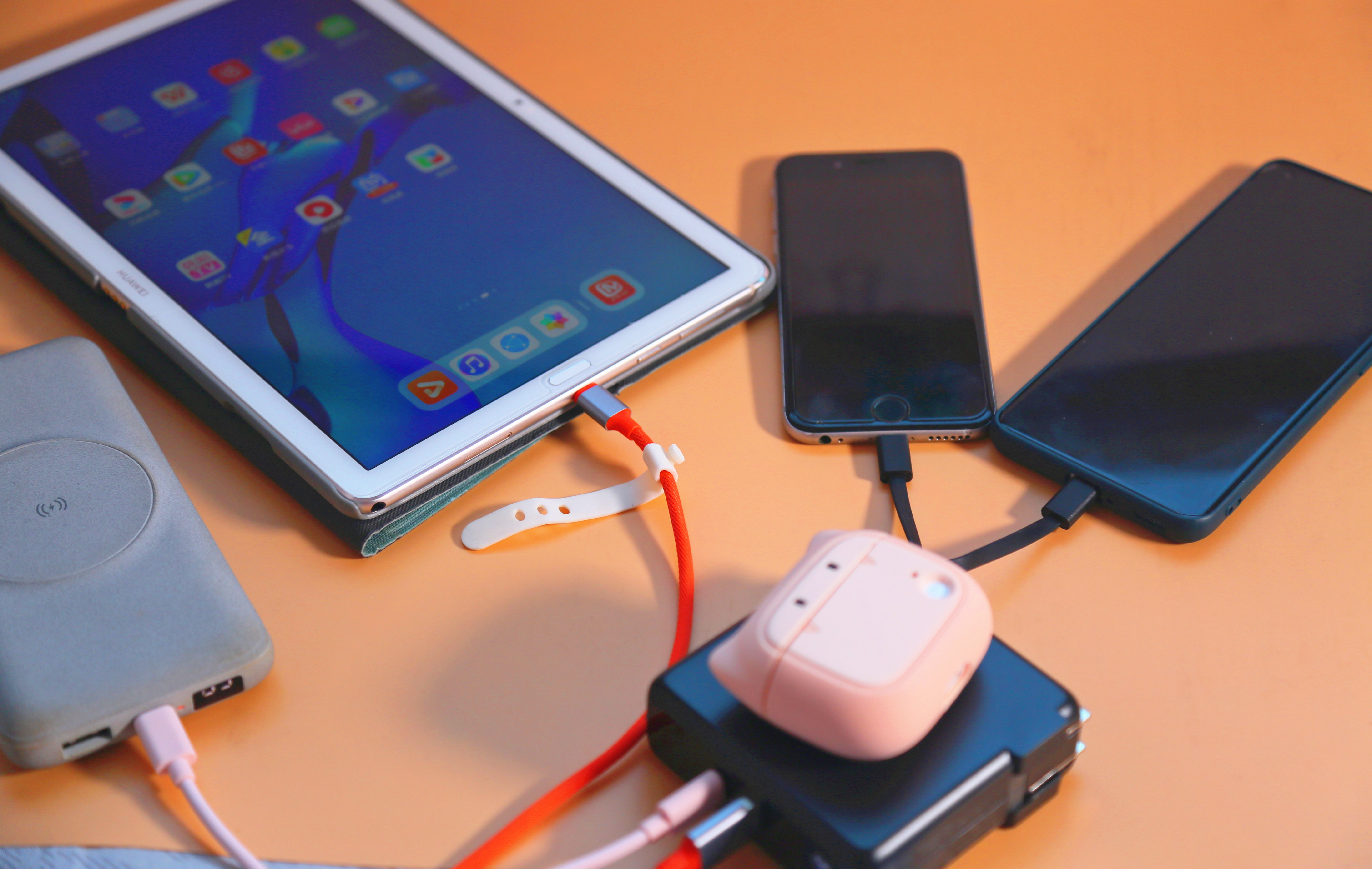 Sanag K12S Pro多功能快充充電寶，同時為五個設備充電，時刻活力滿滿