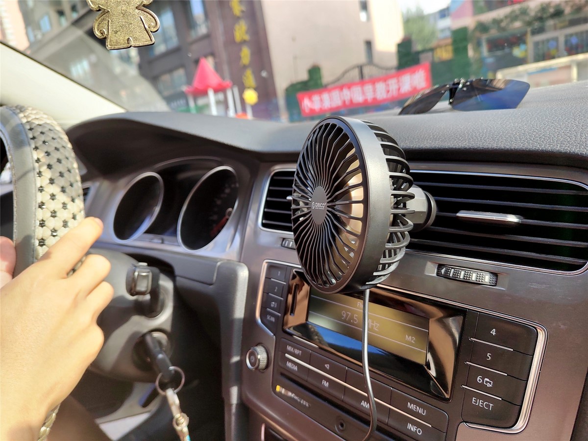 有車族的佳選，ORICO線控車載風(fēng)扇三擋風(fēng)量清風(fēng)送爽